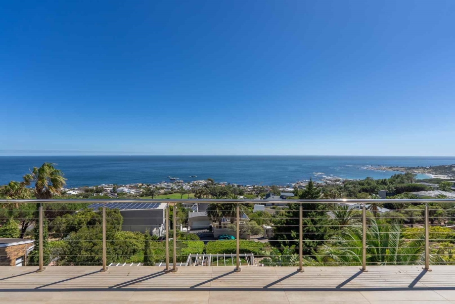 7 Bedroom Property for Sale in Camps Bay Western Cape